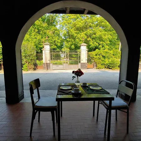 Corte Mantovanella Bed & Breakfast